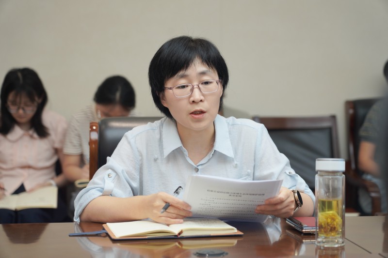 杨艳2.jpg