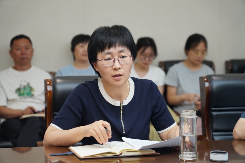 杨艳.jpg